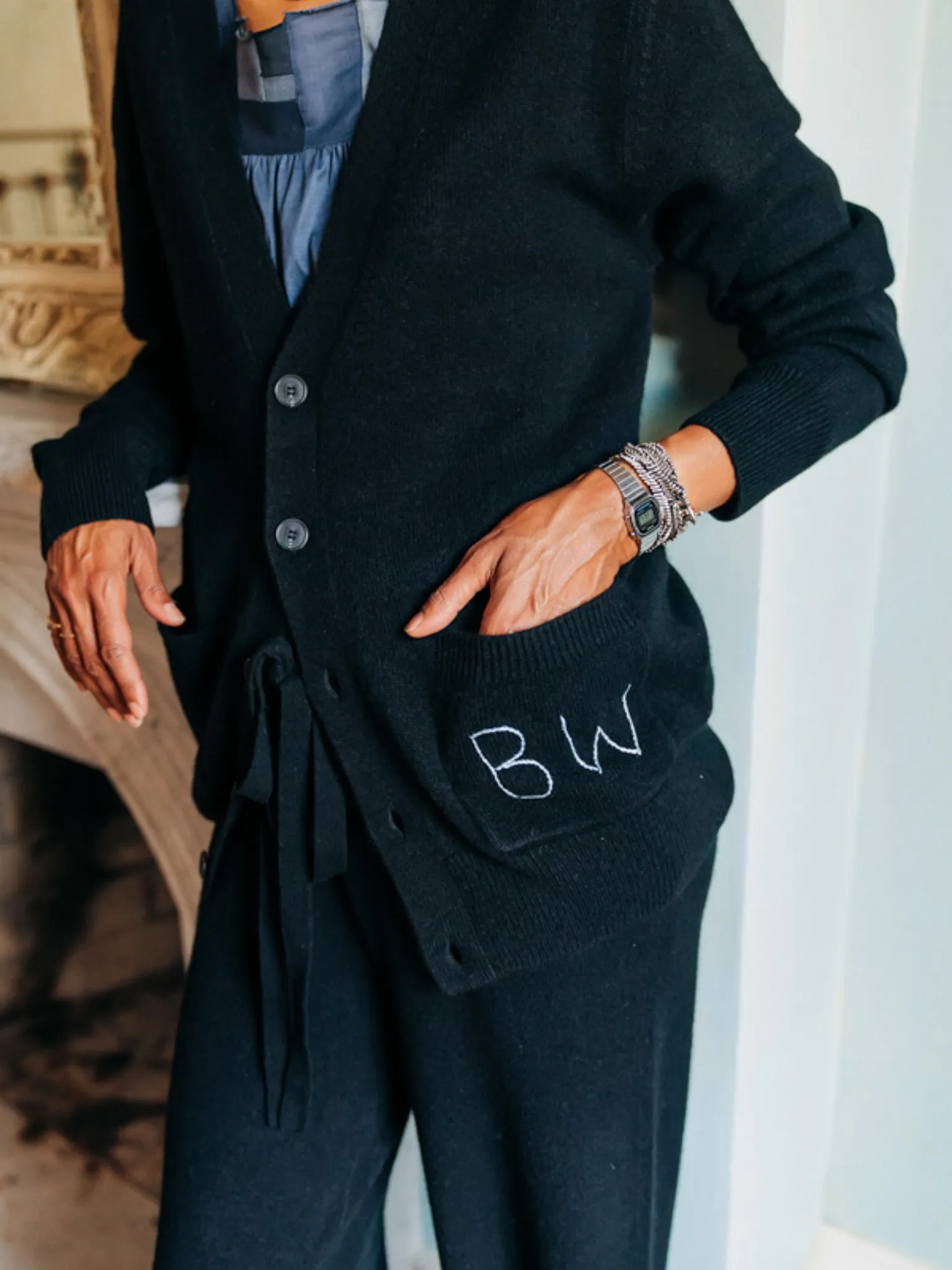 Oversized Pocket Cardigan, Sans Stitching