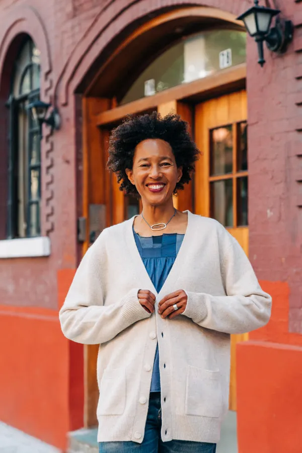 Oversized Pocket Cardigan, Sans Stitching