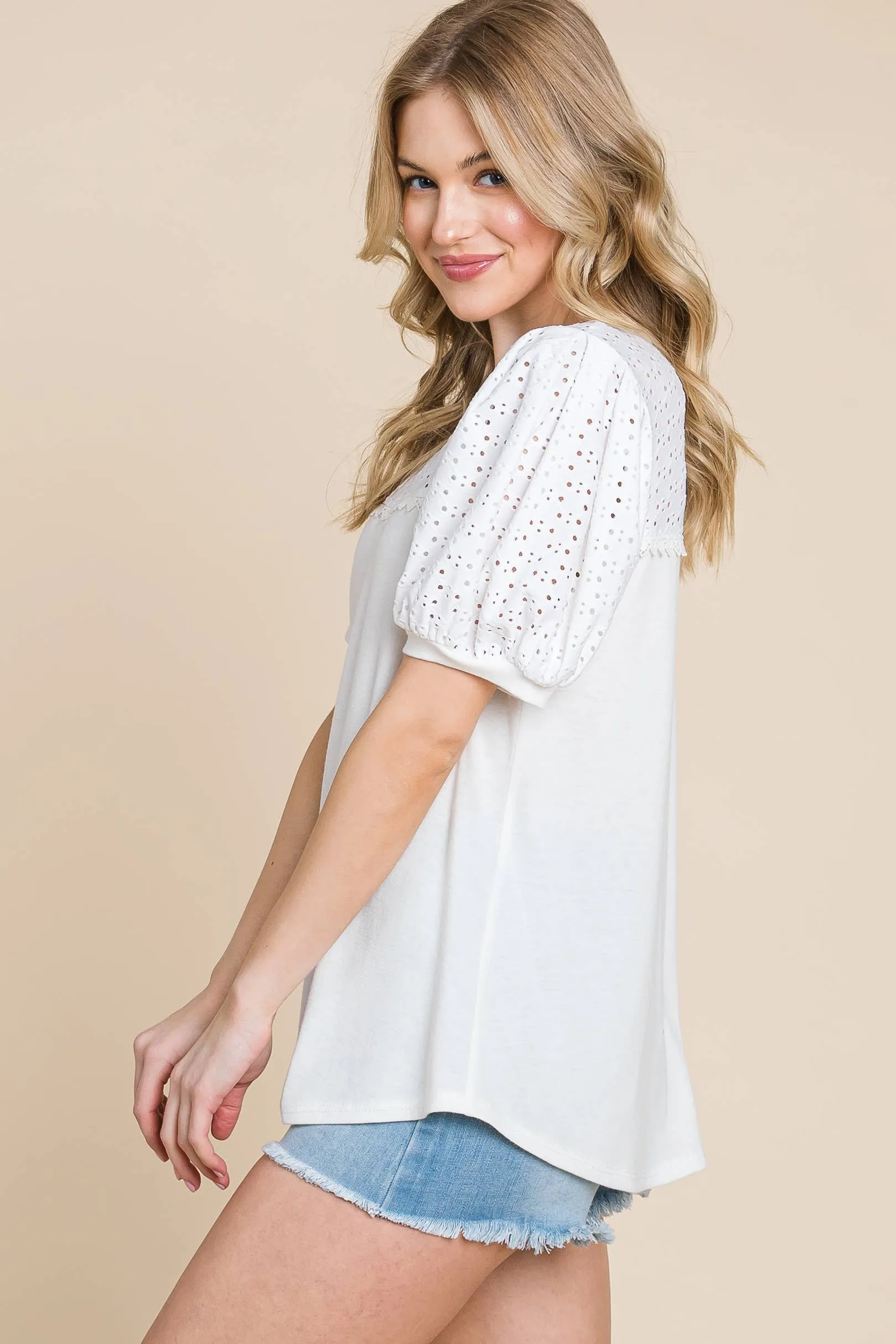 Plus Size Solid Casual Top With  Eyelet Detail: 3XL / Ivory