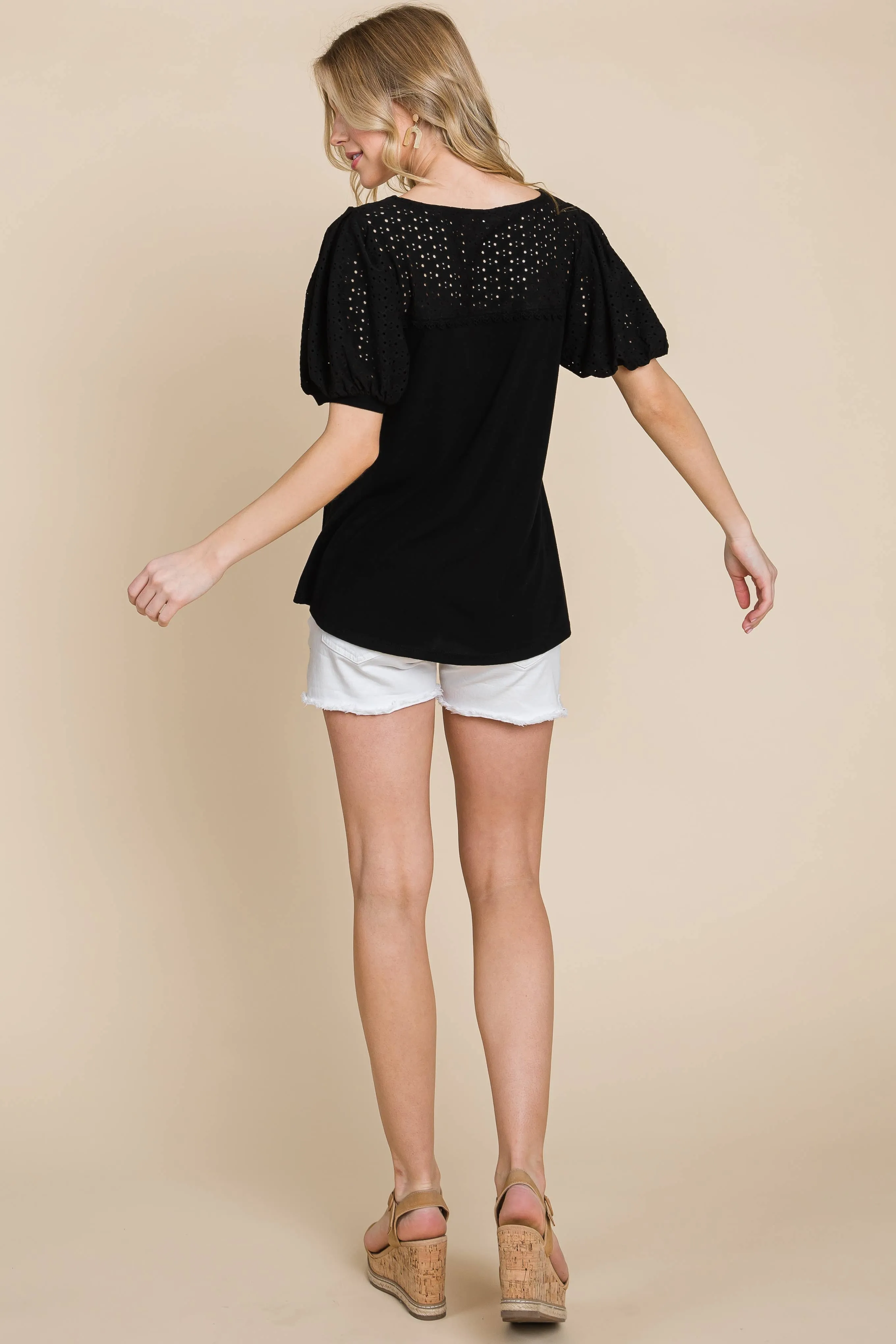 Plus Size Solid Casual Top With  Eyelet Detail: 3XL / Ivory
