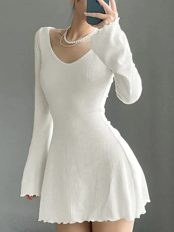 Simple Cutout Long Trendy Sleeve Crop Top