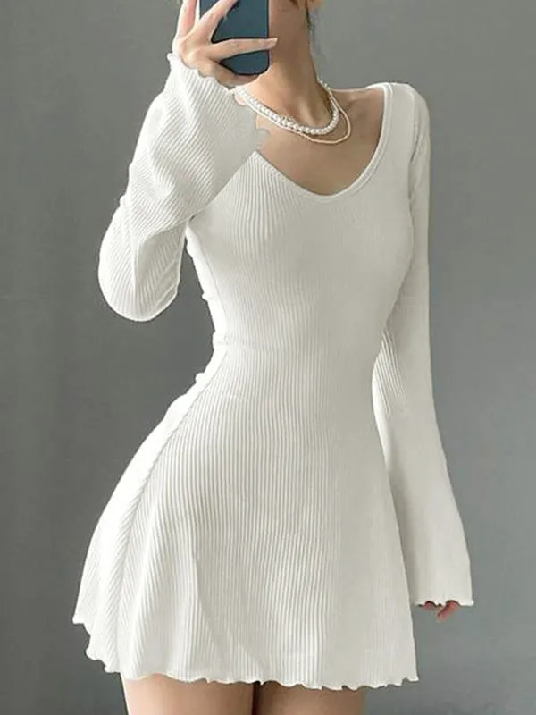 Simple Cutout Long Trendy Sleeve Crop Top