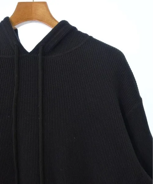 SYUMAN.  Hoodies